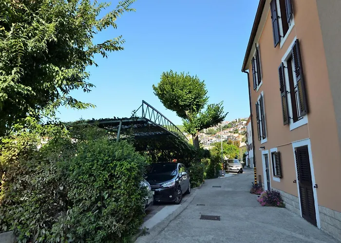 Apartments Lory