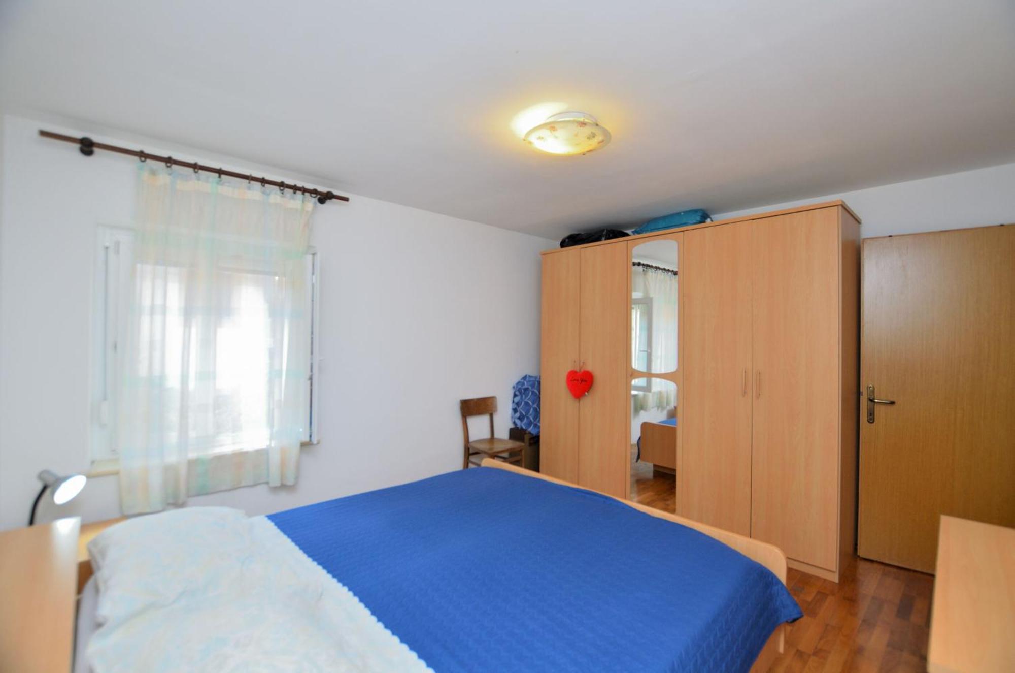 Lory Apartment